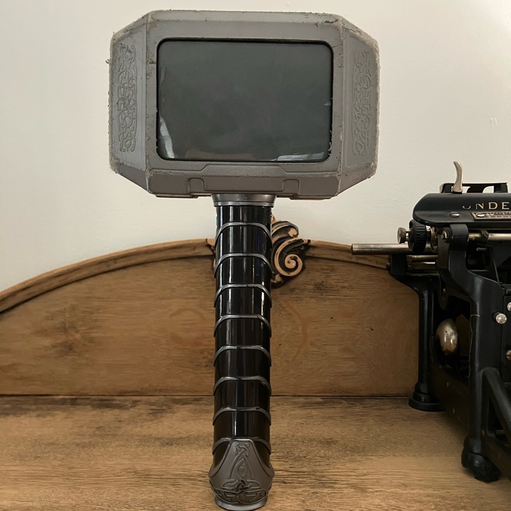 Thor The Dark World Nerf Lightning Strike Hammer Lights & Sounds Cosplay